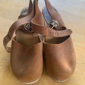 Lotta Swedish clogs